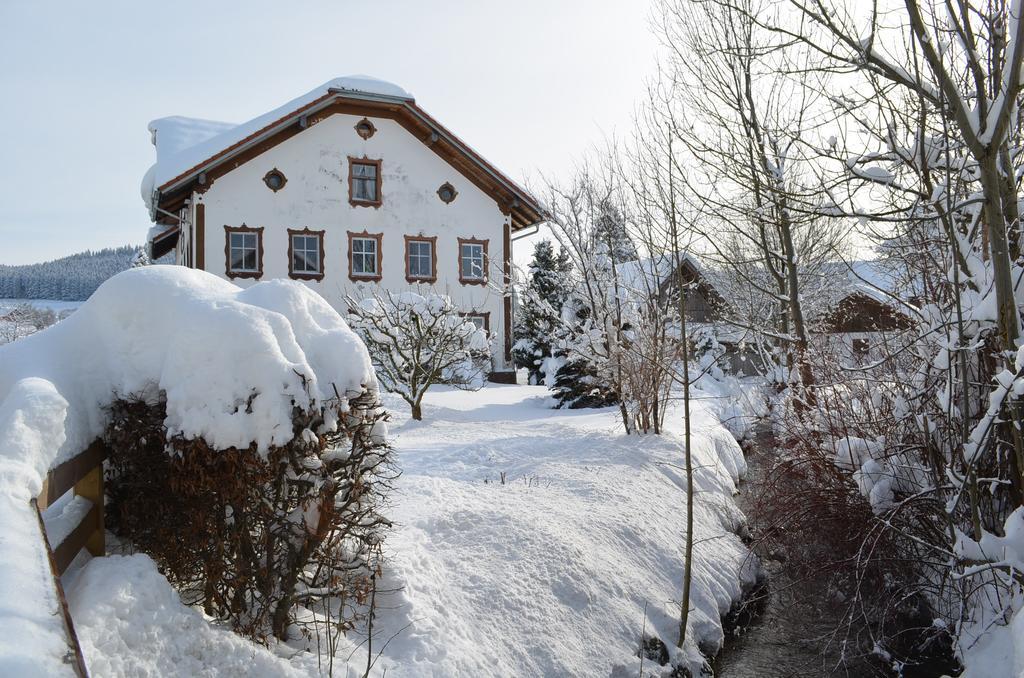 Die Dirndlkoenigin Grunenbach Quarto foto